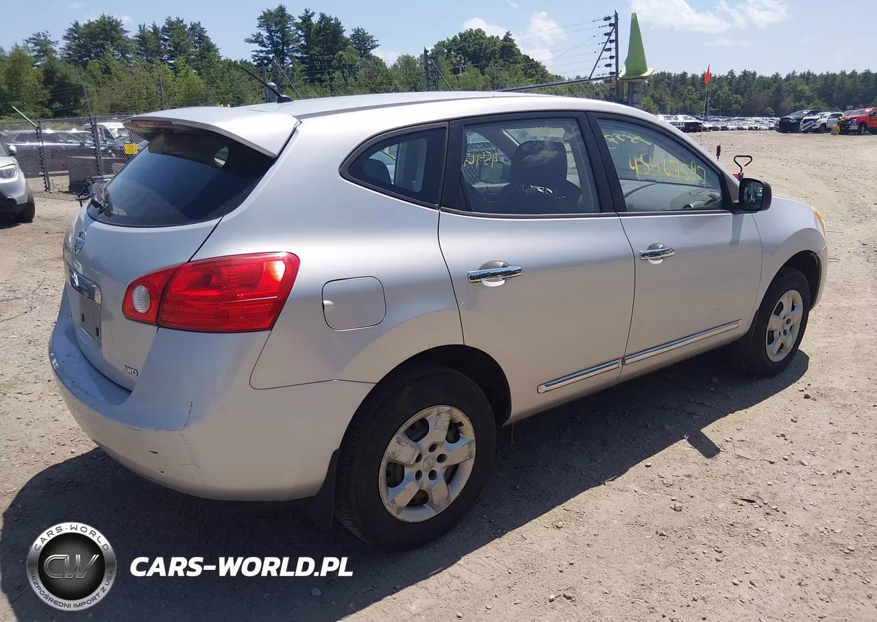 2012 Nissan Rogue S VIN:JN8AS5MV7CW393776 - 4