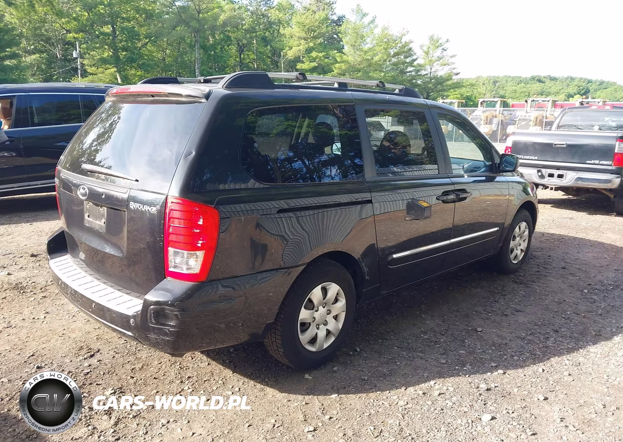 2008 Hyundai Entourage Gls-Limited VIN:KNDMC233186045919 - 4