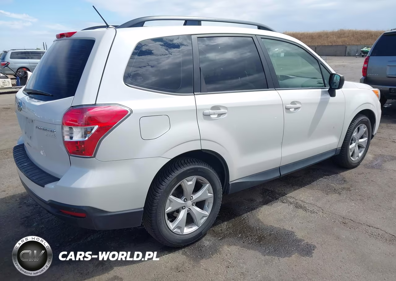 2015 Subaru Forester 2.5I VIN:JF2SJABC3FH428921 - 4