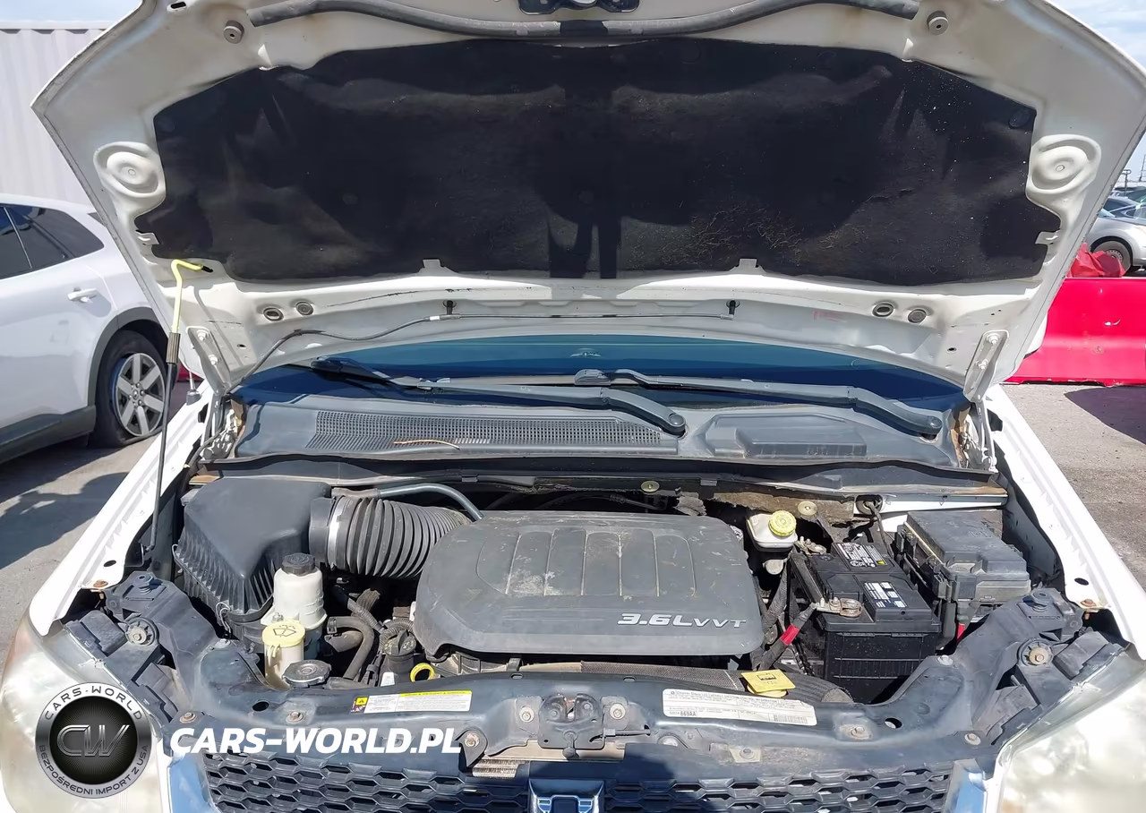 2012 Dodge Grand Caravan Crew VIN:2C4RDGDG7CR111067 - 10