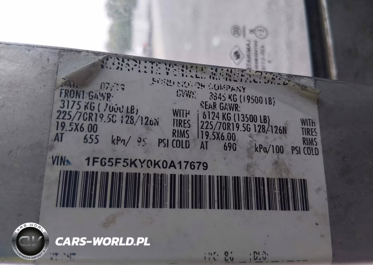 2019 Ford F-59 Commercial Stripped VIN:1F65F5KY0K0A17679 - 8