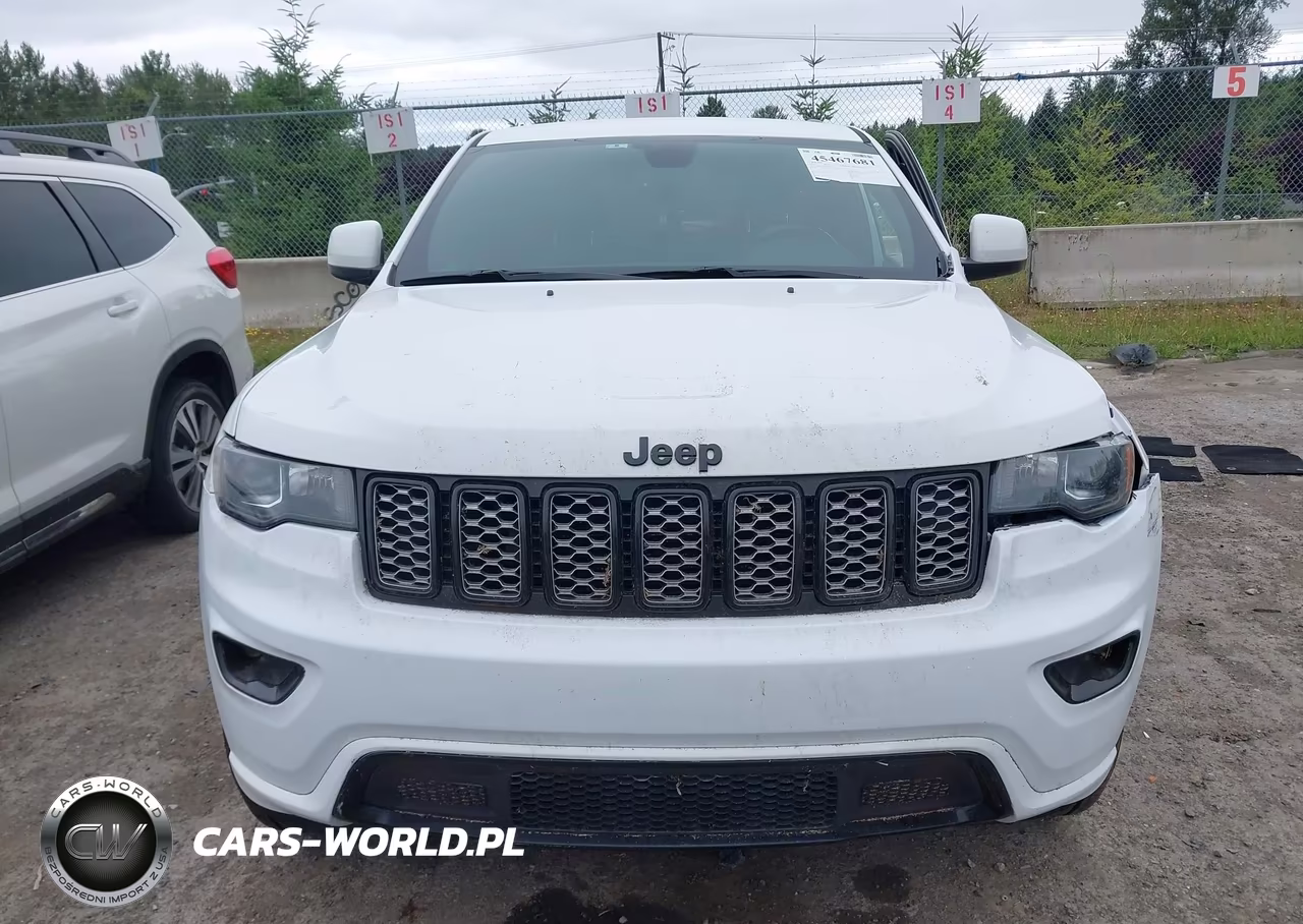 2019 Jeep Grand Cherokee Altitude 4X2 VIN:1C4RJEAG6KC857762 - 12
