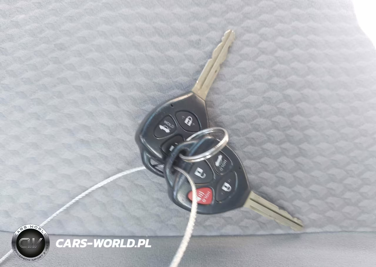 2010 Toyota Camry Le VIN:4T4BF3EK8AR019958 - 11