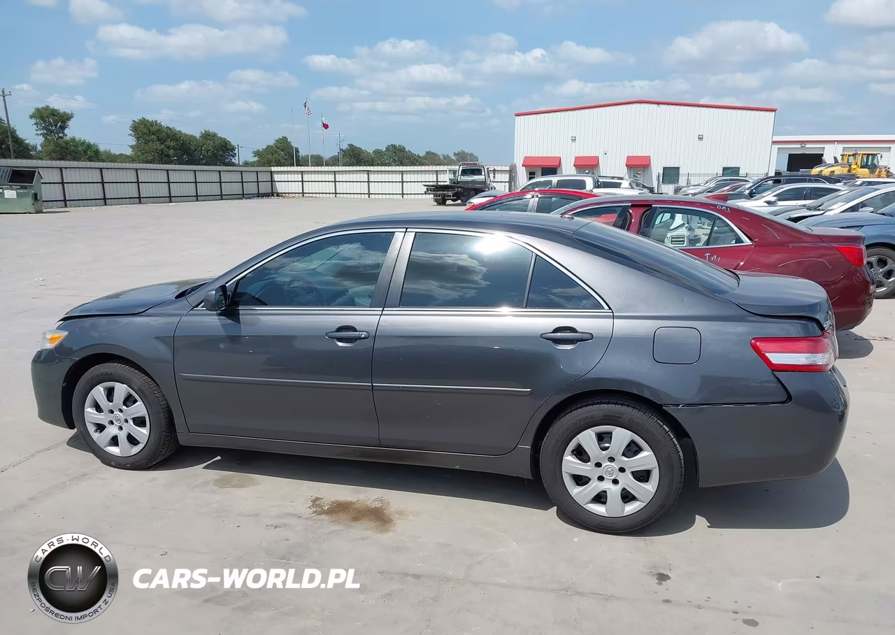 2010 Toyota Camry Le VIN:4T4BF3EK8AR019958 - 15