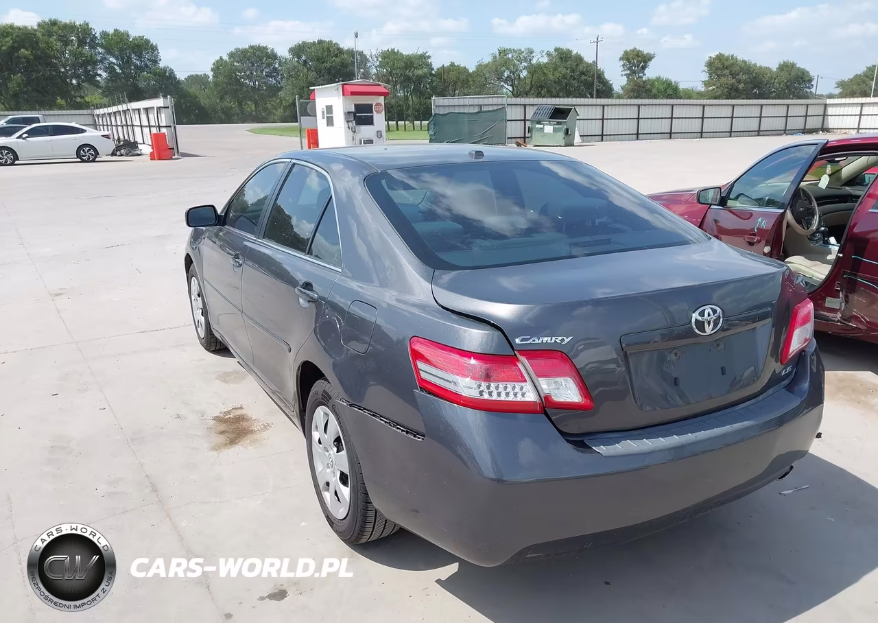 2010 Toyota Camry Le VIN:4T4BF3EK8AR019958 - 3