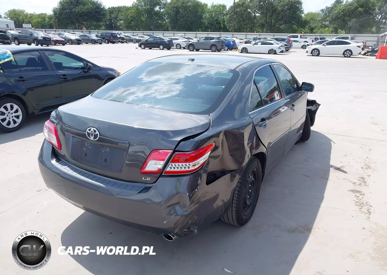 2010 Toyota Camry Le VIN:4T4BF3EK8AR019958 - 4