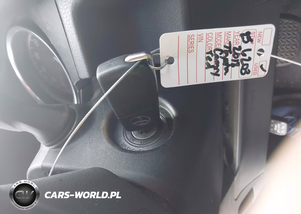 2018 Toyota Camry Se VIN:4T1B11HK3JU609767 - 11