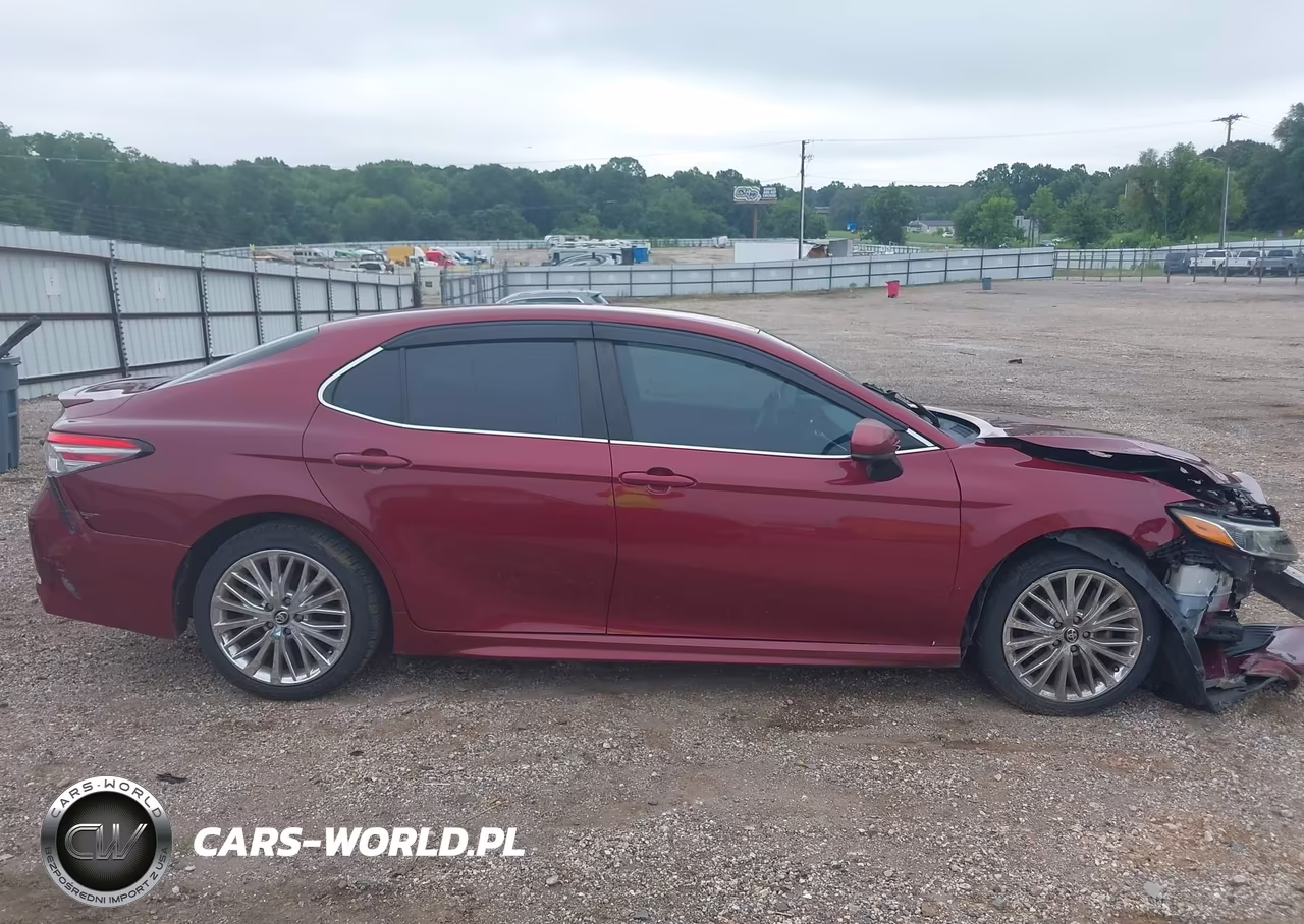 2018 Toyota Camry Se VIN:4T1B11HK3JU609767 - 13