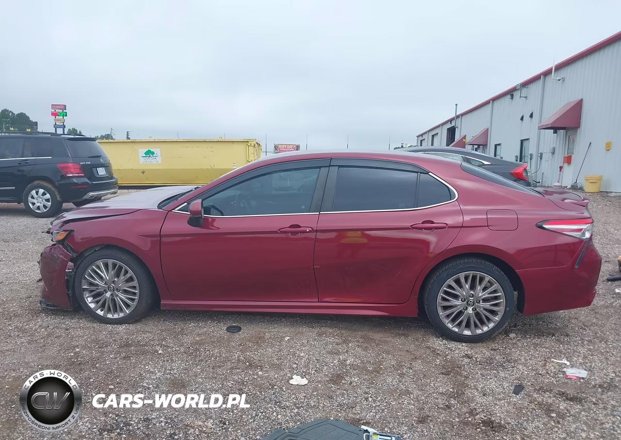 2018 Toyota Camry Se VIN:4T1B11HK3JU609767 - 14