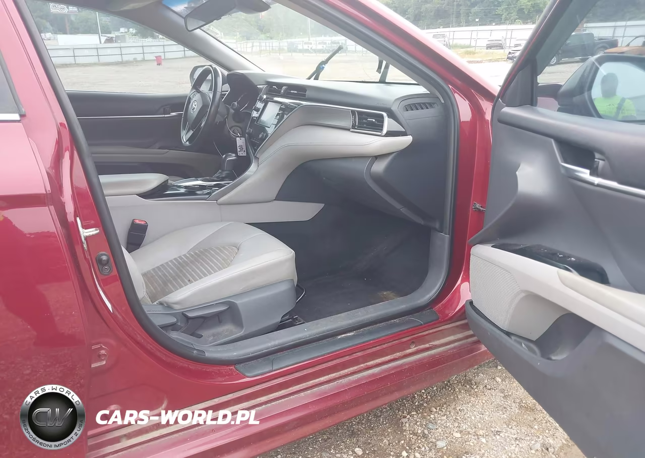2018 Toyota Camry Se VIN:4T1B11HK3JU609767 - 5
