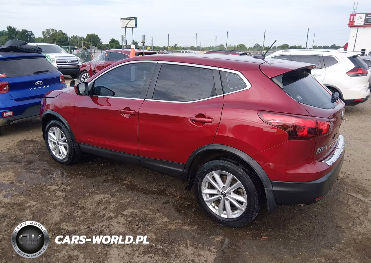 2019 Nissan Rogue Sport S VIN:JN1BJ1CP9KW222933 - 3