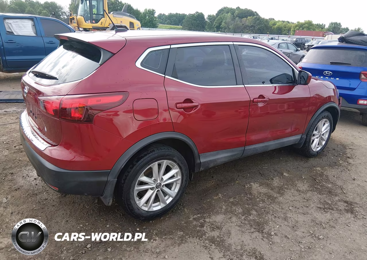 2019 Nissan Rogue Sport S VIN:JN1BJ1CP9KW222933 - 4