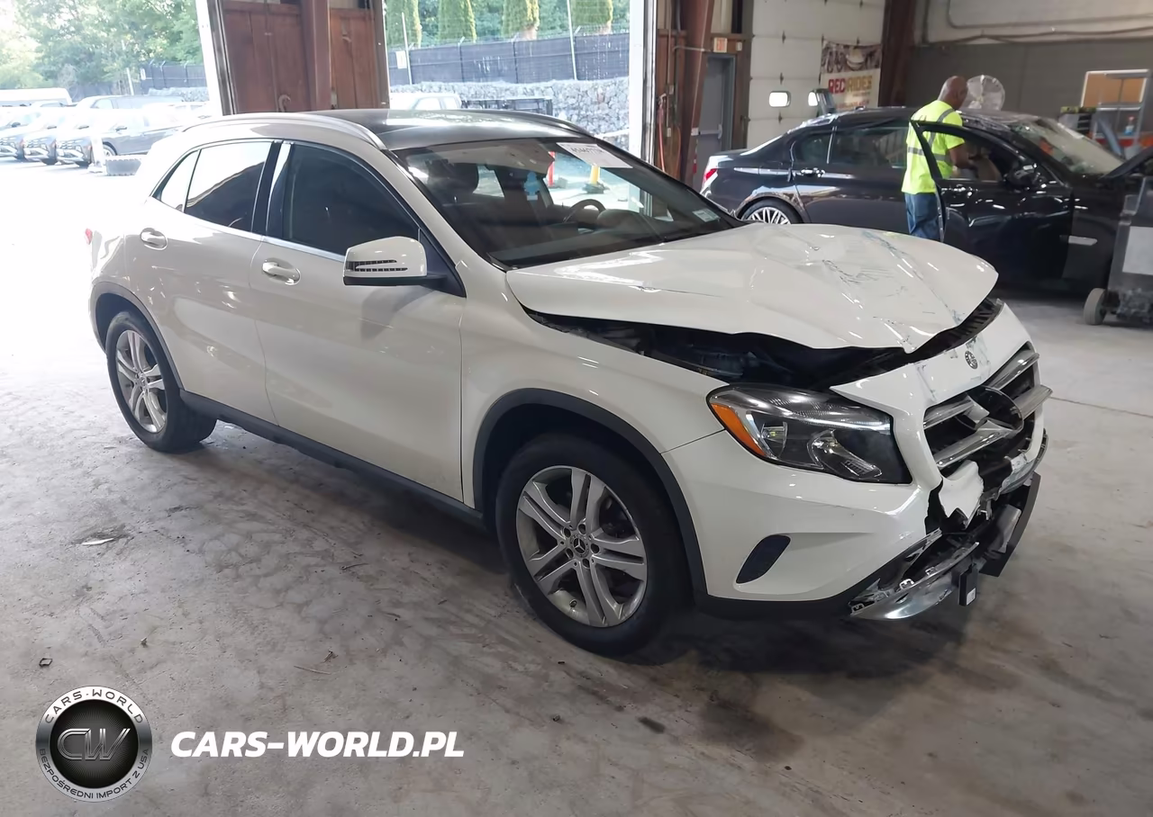 2015 Mercedes-Benz Gla 250 4Matic VIN:WDCTG4GB7FJ121337 - 1