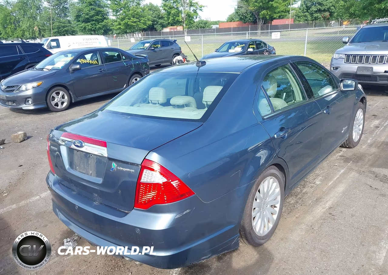 2012 Ford Fusion Hybrid VIN:3FADP0L3XCR314297 - 4