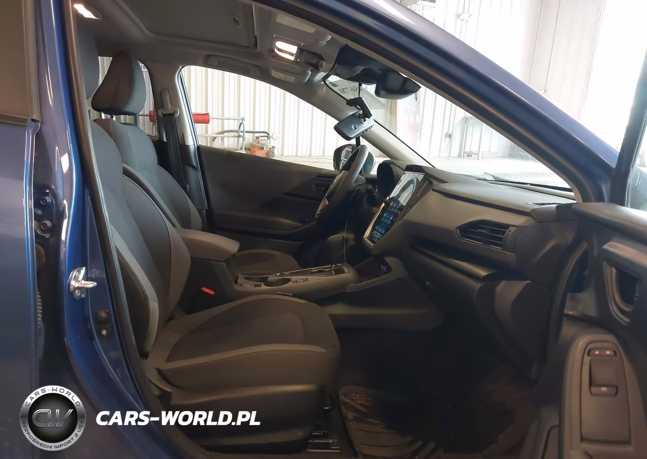 2025 Subaru Crosstrek Premium VIN:JF2GUHDC1SH236815 - 5