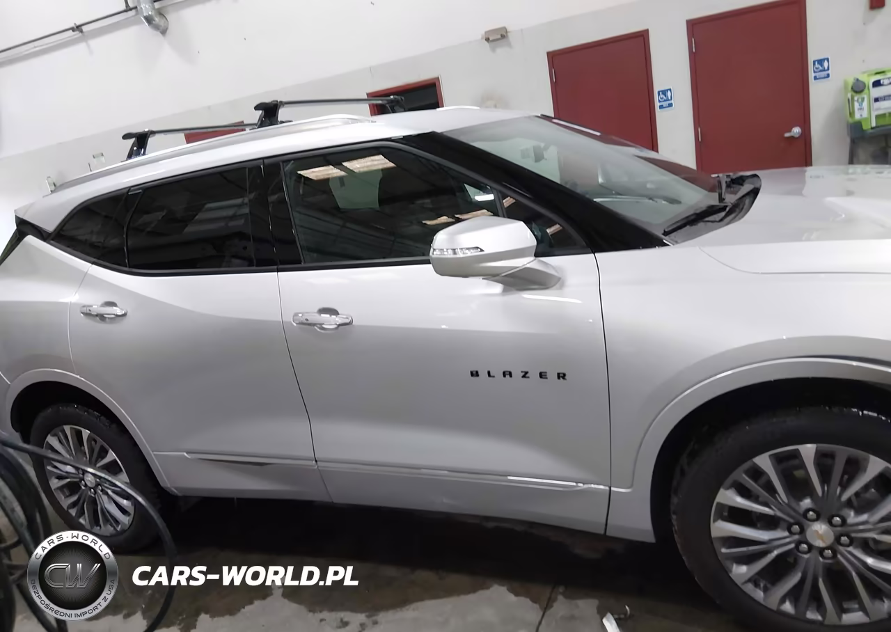 2019 Chevrolet Blazer Premier VIN:3GNKBKRS8KS682082 - 14