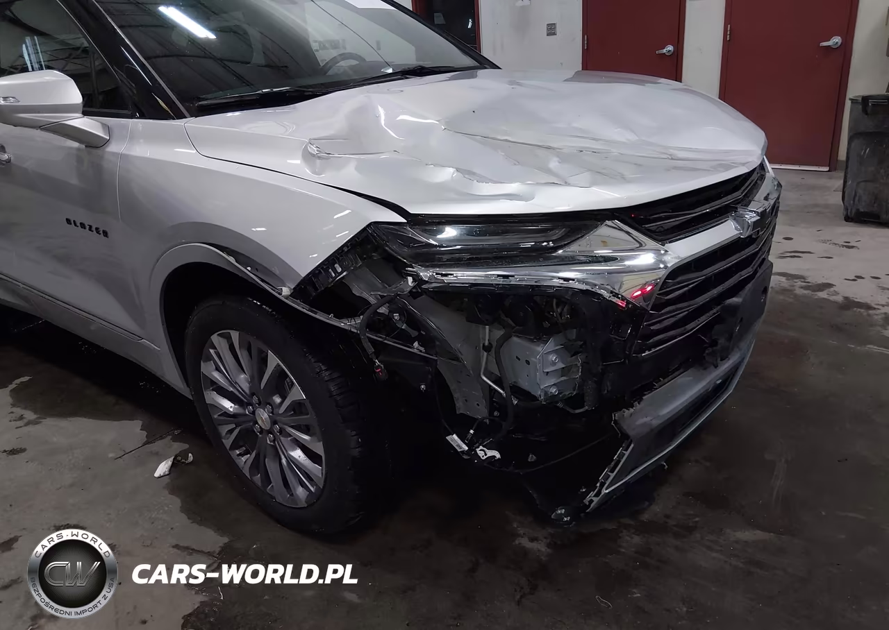 2019 Chevrolet Blazer Premier VIN:3GNKBKRS8KS682082 - 6