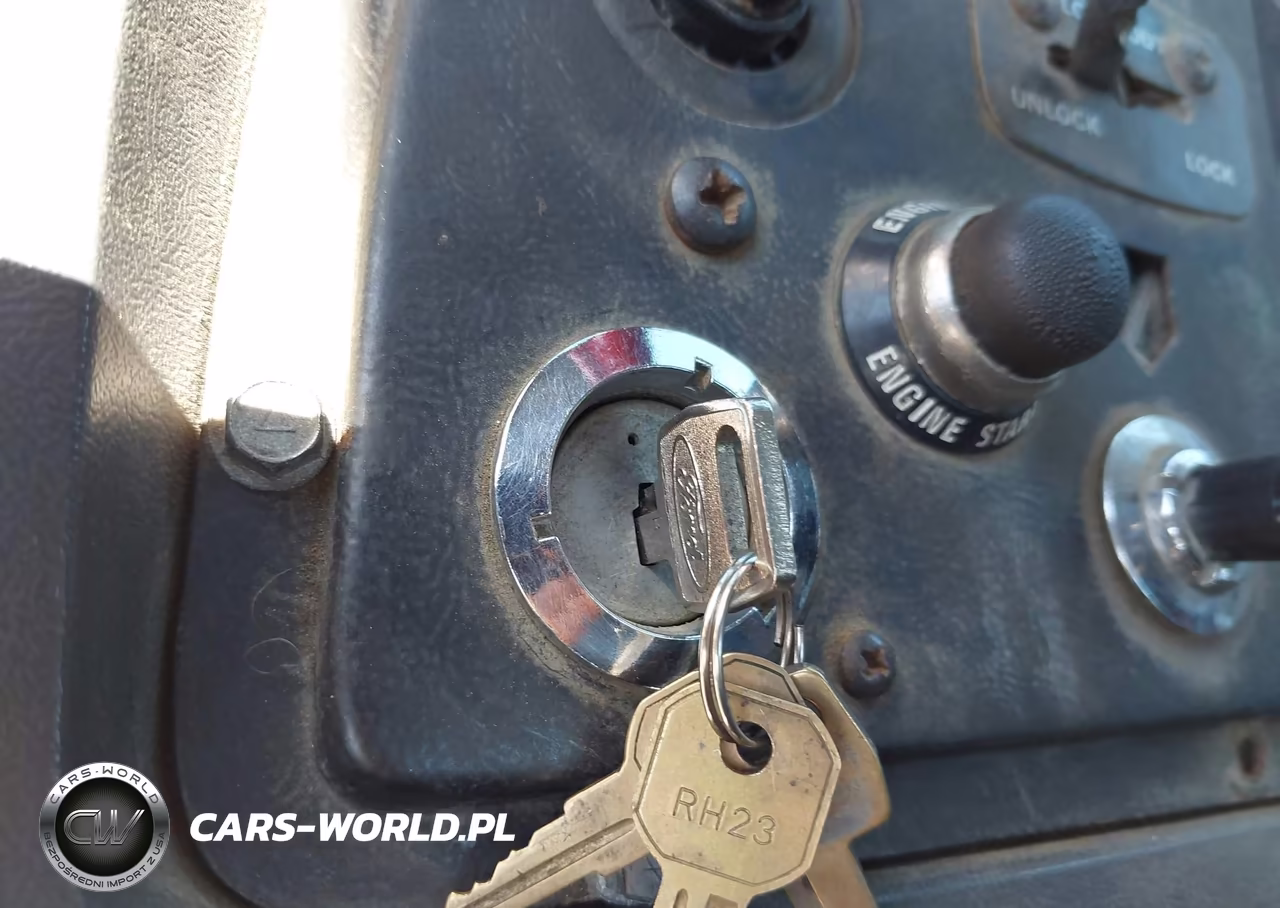 1993 Ford N-Series Lnt9000 VIN:1FTZW90X3PVA34261 - 10