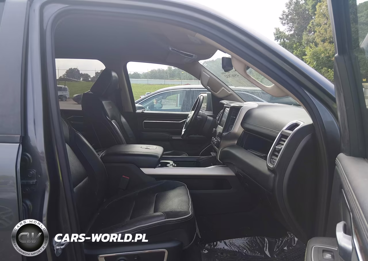 2019 Ram 1500 Laramie 4X4 5'7 Box VIN:1C6SRFJTXKN553004 - 5