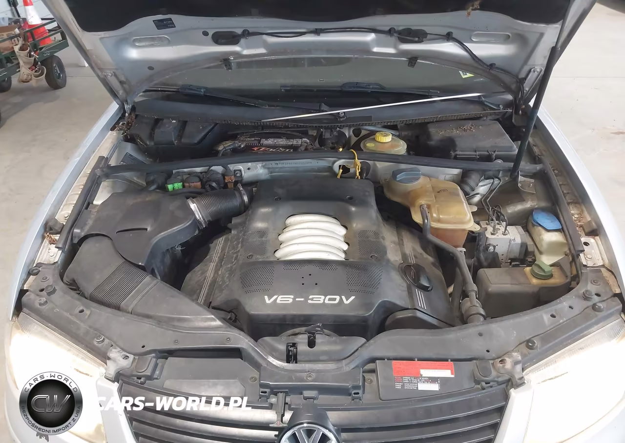 2000 Volkswagen Passat Glx VIN:WVWPD23B9YP292648 - 10