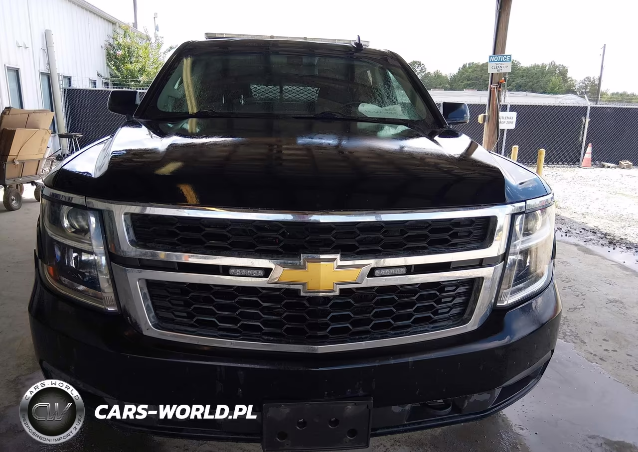 2019 Chevrolet Suburban Ls VIN:1GNSKGKC9KR348274 - 17