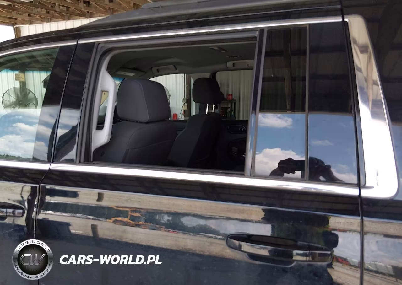 2019 Chevrolet Suburban Ls VIN:1GNSKGKC9KR348274 - 6
