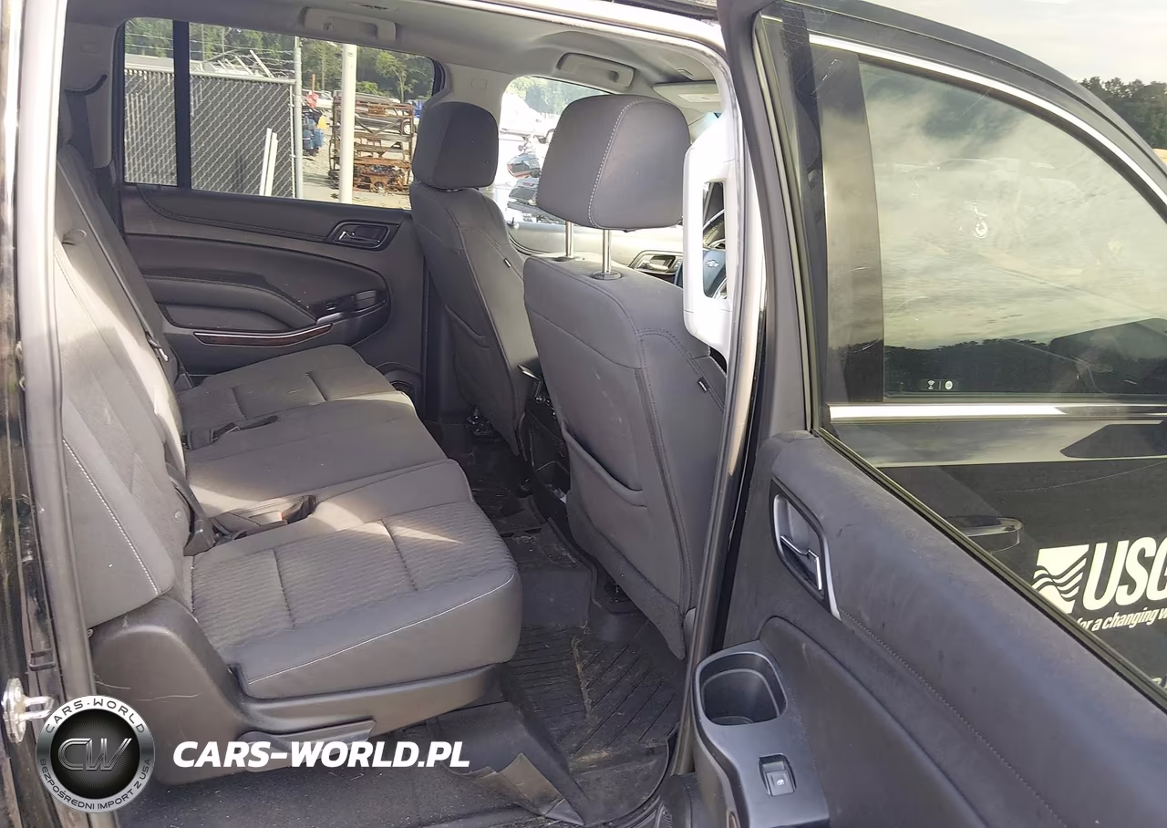 2019 Chevrolet Suburban Ls VIN:1GNSKGKC9KR348274 - 8