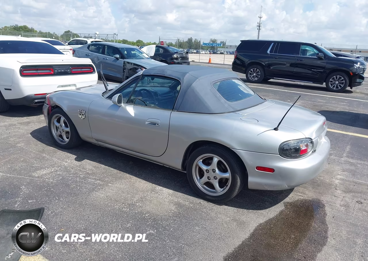 2001 Mazda Mx-5 Miata Ls-Special Edition VIN:JM1NB353710215915 - 3
