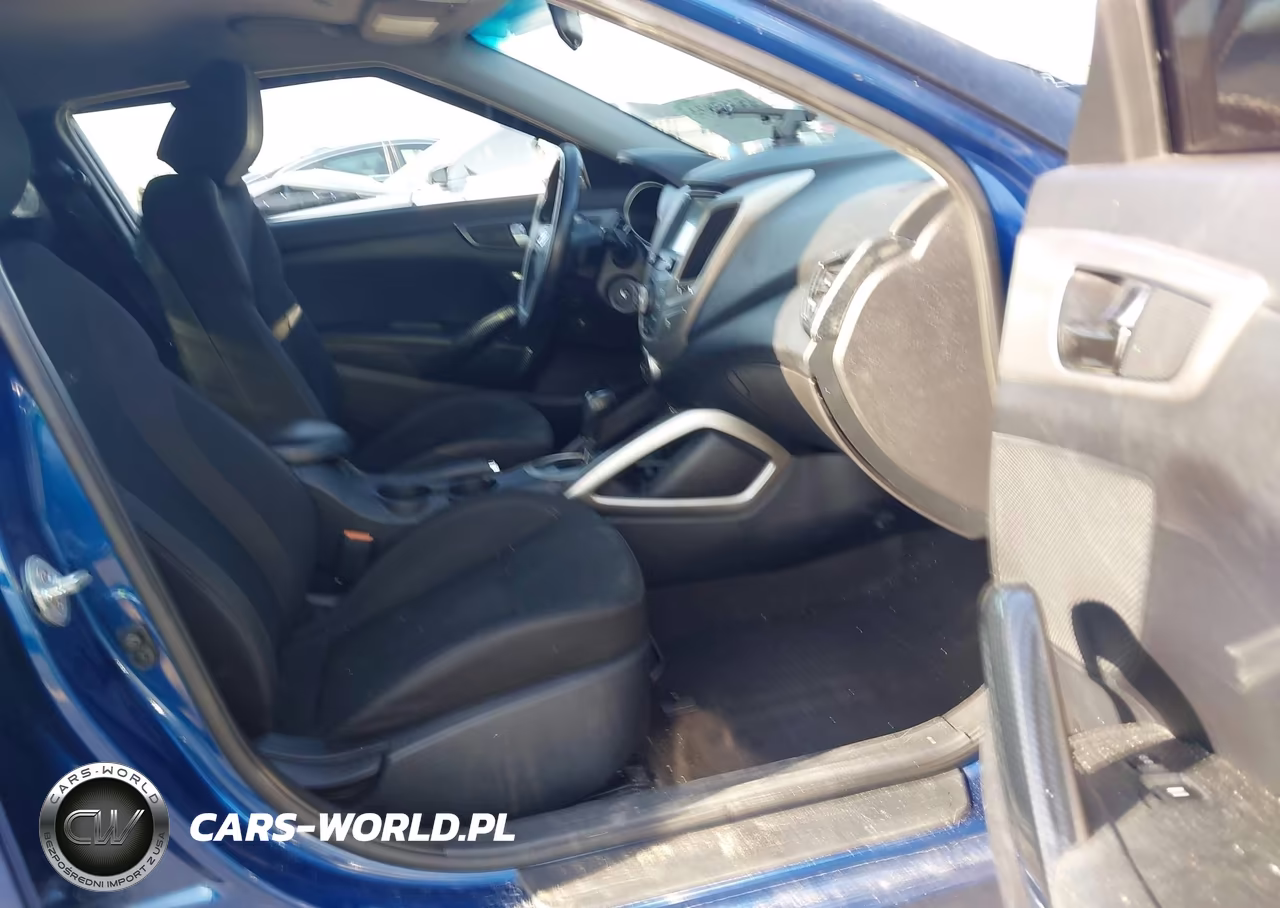 2017 Hyundai Veloster VIN:KMHTC6AD6HU305706 - 5