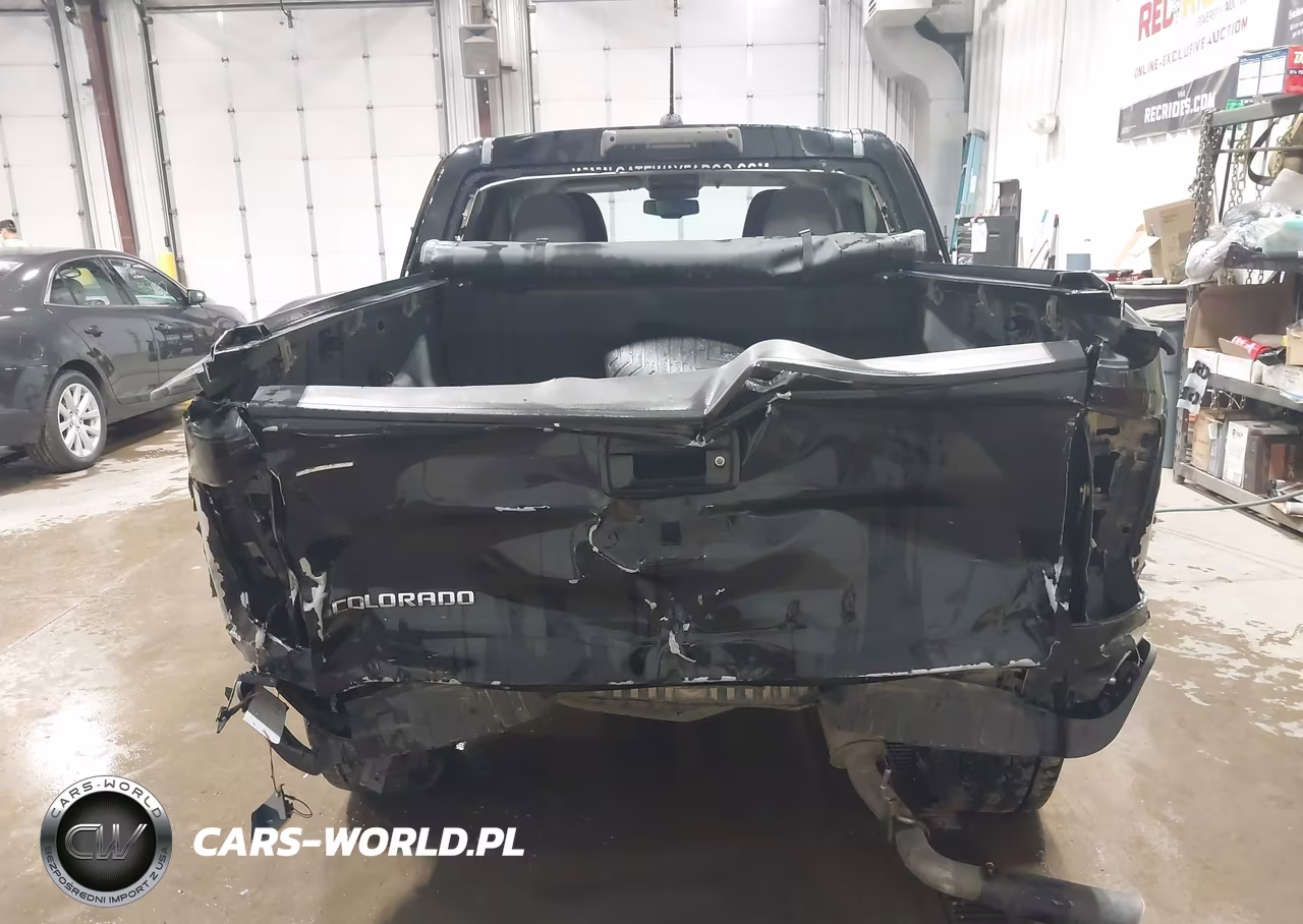 2015 Chevrolet Colorado Z71 VIN:1GCGTCE31F1168405 - 16