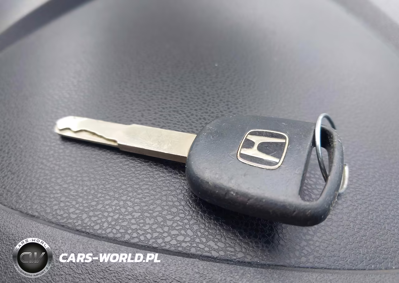 2010 Honda Fit VIN:JHMGE8H26AC007196 - 11