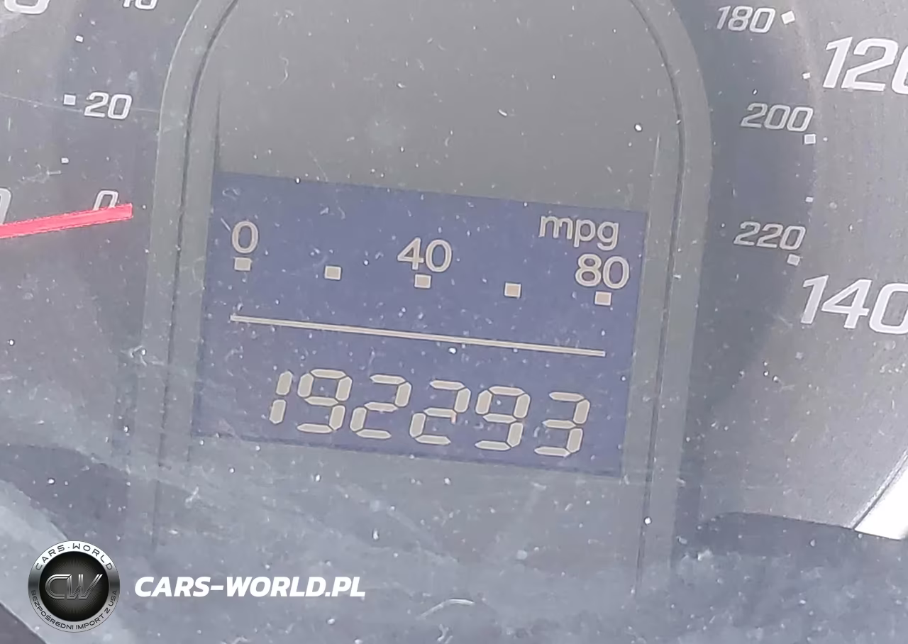 2010 Honda Fit VIN:JHMGE8H26AC007196 - 7