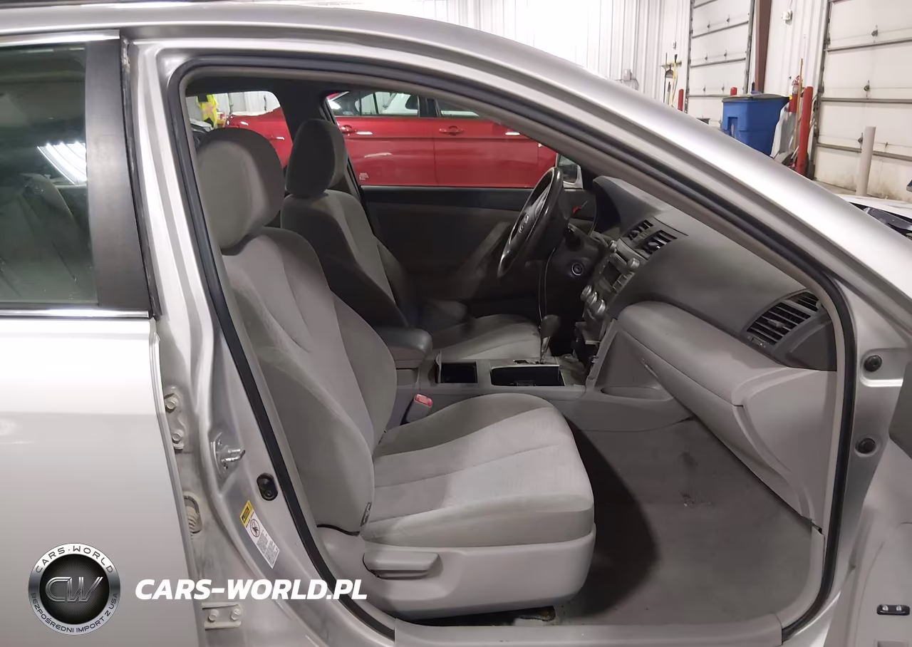 2010 Toyota Camry Le VIN:4T4BF3EK2AR061705 - 5