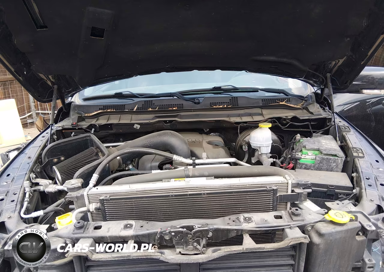 2018 Ram 1500 Sport VIN:1C6RR7MT8JS240937 - 10