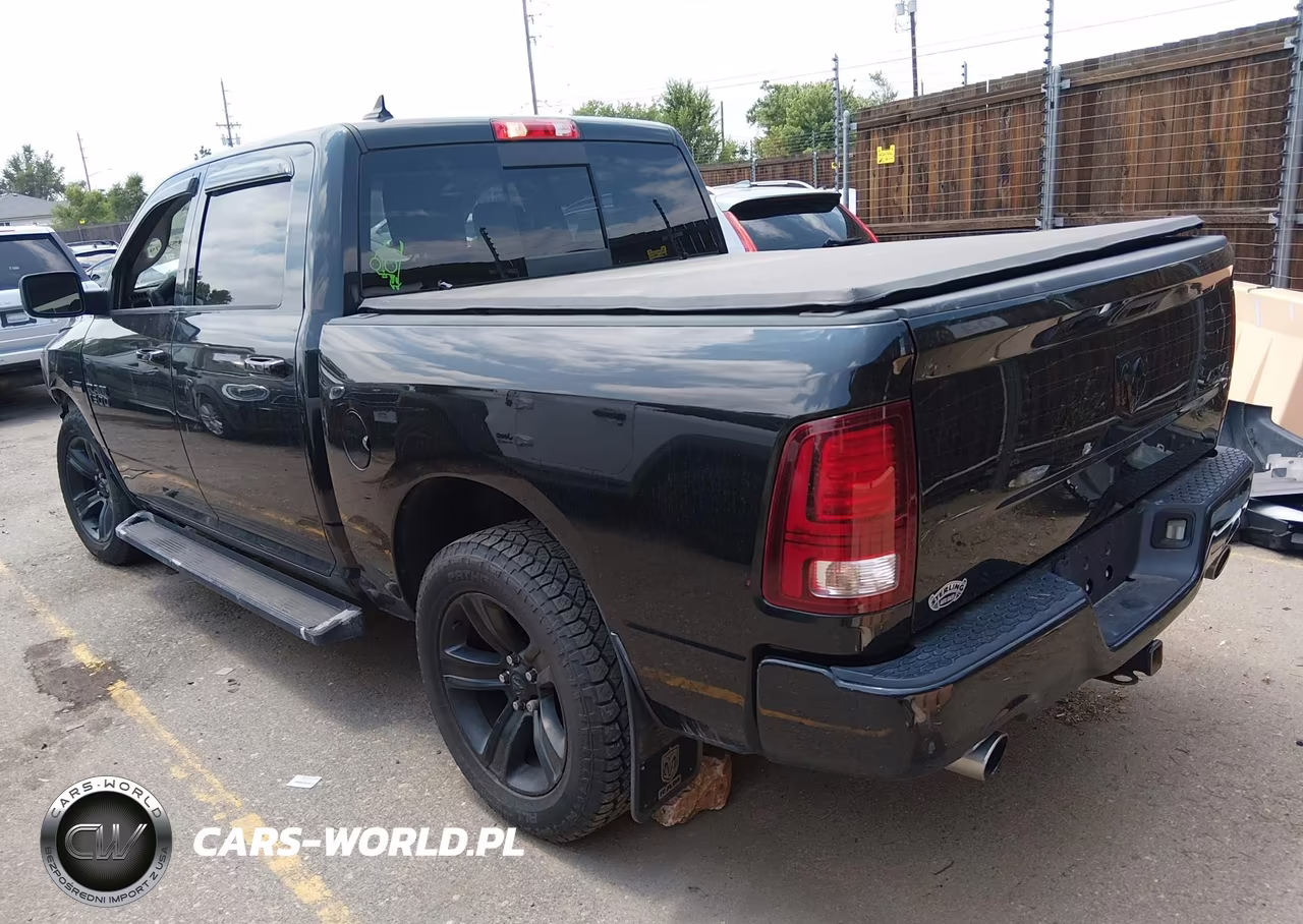 2018 Ram 1500 Sport VIN:1C6RR7MT8JS240937 - 3