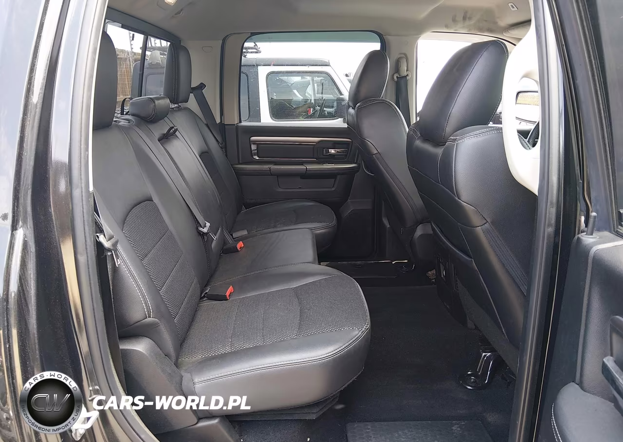 2018 Ram 1500 Sport VIN:1C6RR7MT8JS240937 - 8