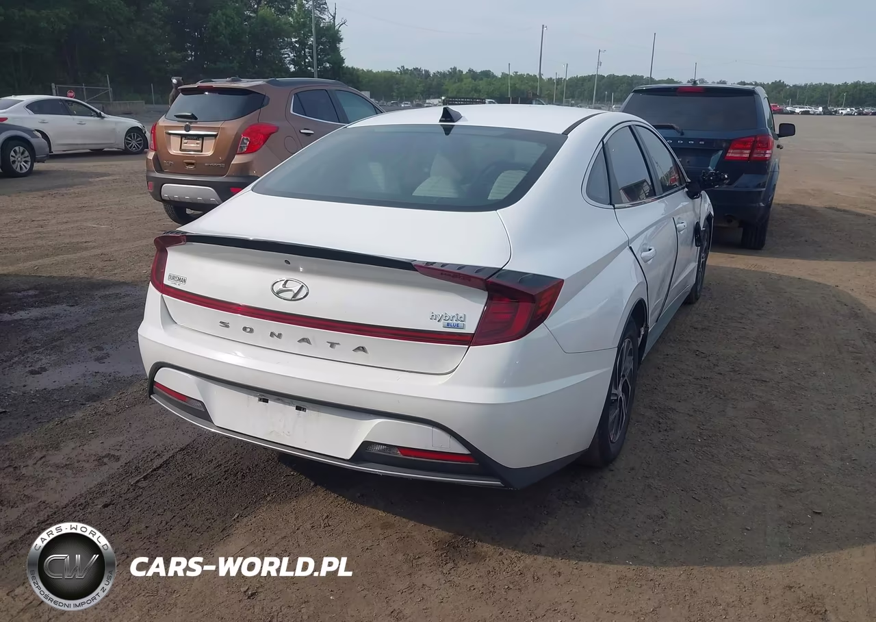 2023 Hyundai Sonata Hybrid Blue VIN:KMHL24JJ5PA069790 - 4