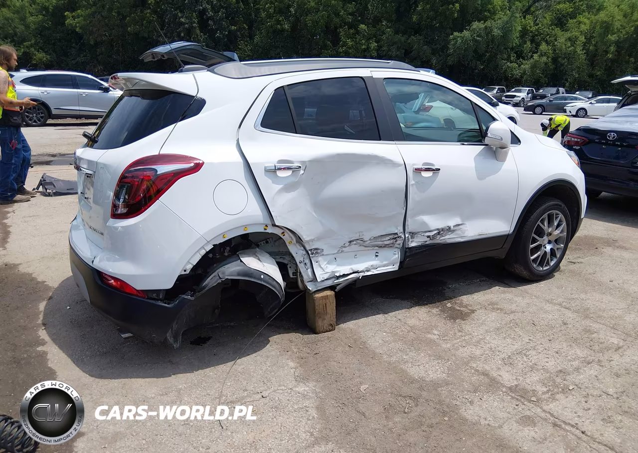 2018 Buick Encore Sport Touring VIN:KL4CJ1SB7JB530528 - 4