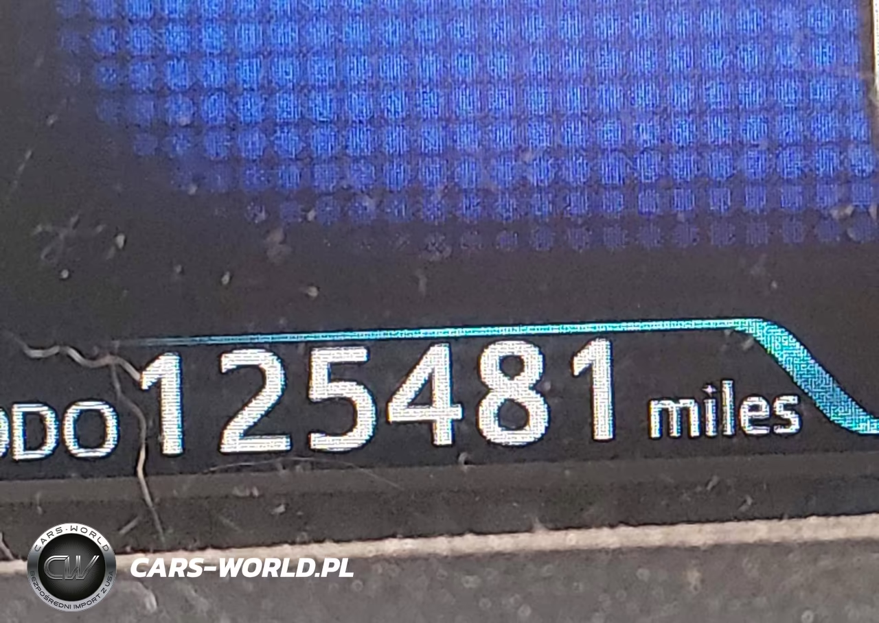 2019 Toyota Prius Le VIN:JTDKARFU4K3092395 - 15