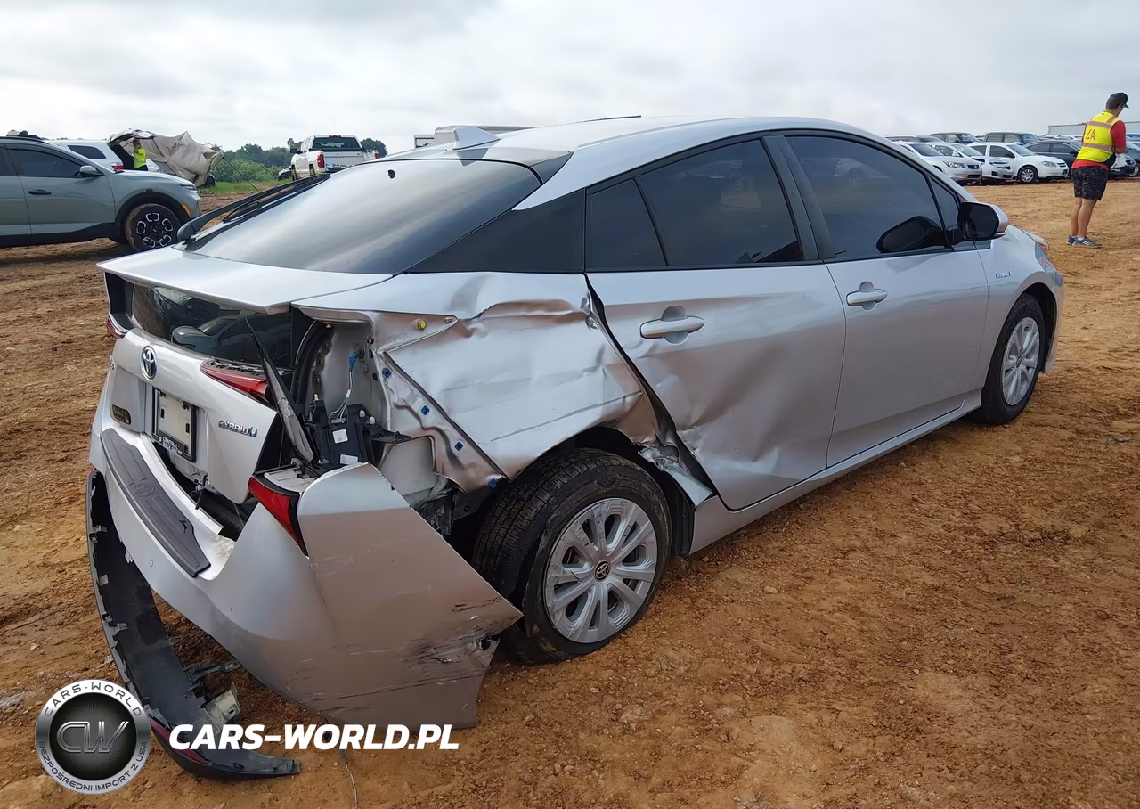 2019 Toyota Prius Le VIN:JTDKARFU4K3092395 - 4