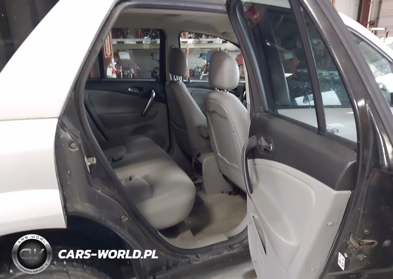 2007 Saturn Vue VIN:5GZCZ33D87S820214 - 8