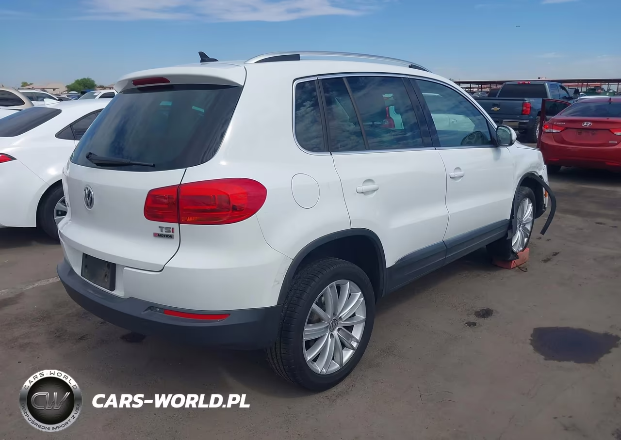 2016 Volkswagen Tiguan Se VIN:WVGBV7AX0GW590461 - 4