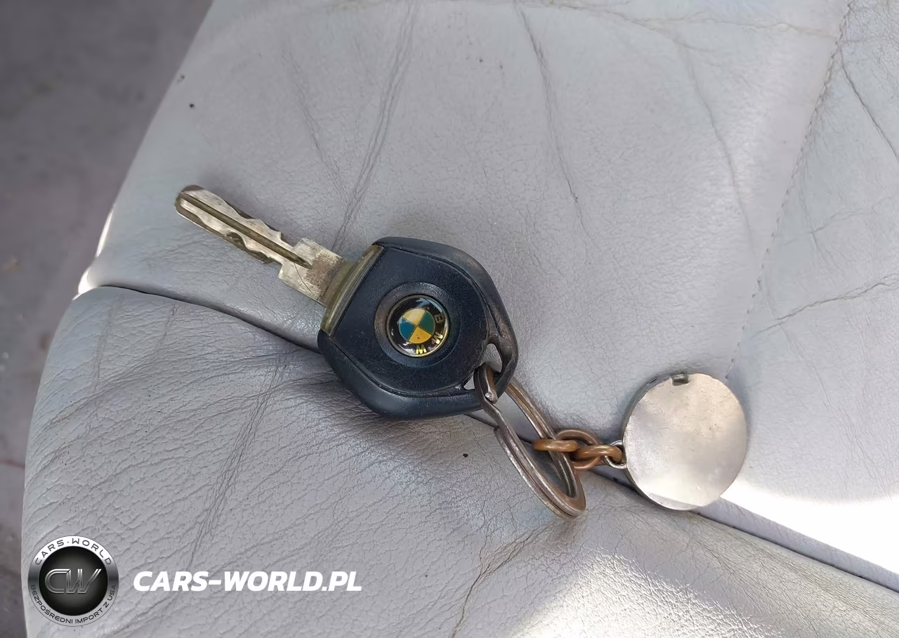 1996 BMW 328 Ic Automatic VIN:WBABK8320TET90214 - 11