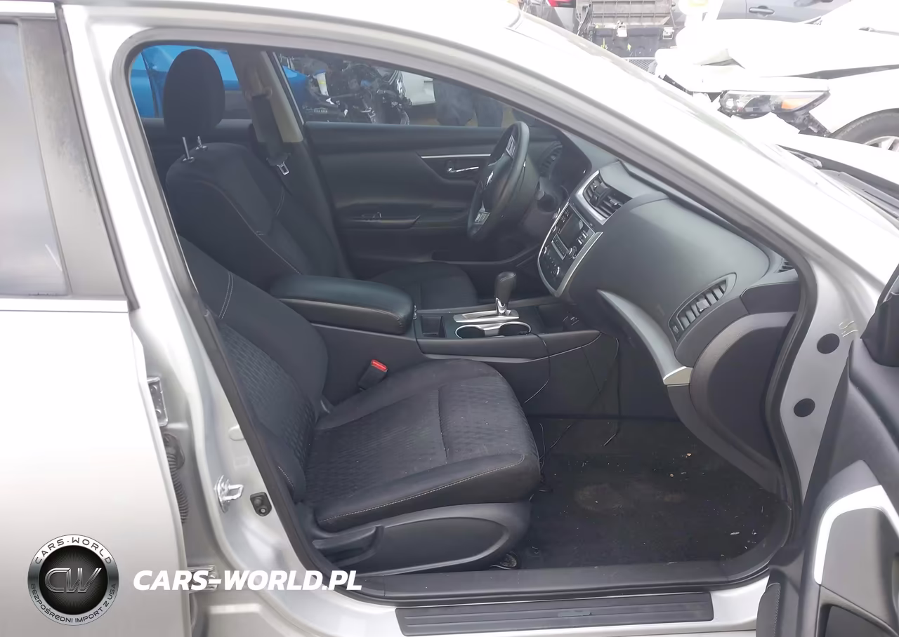 2017 Nissan Altima 2.5 S VIN:1N4AL3AP3HN343897 - 5