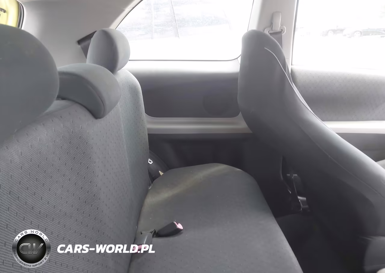 2009 Toyota Yaris VIN:JTDJT903295236983 - 8