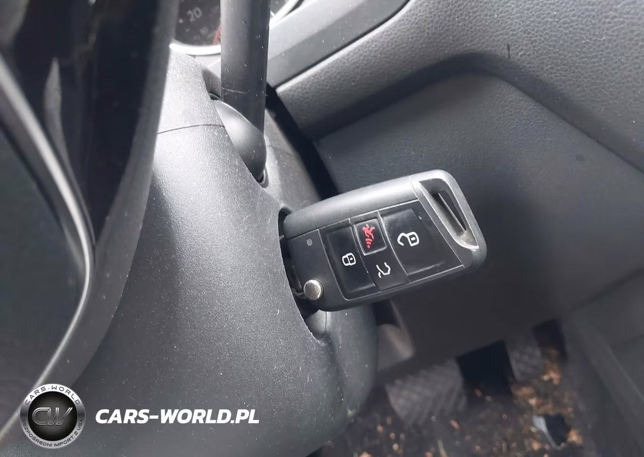 2018 Volkswagen Tiguan 2.0T S VIN:3VV0B7AX2JM094803 - 11
