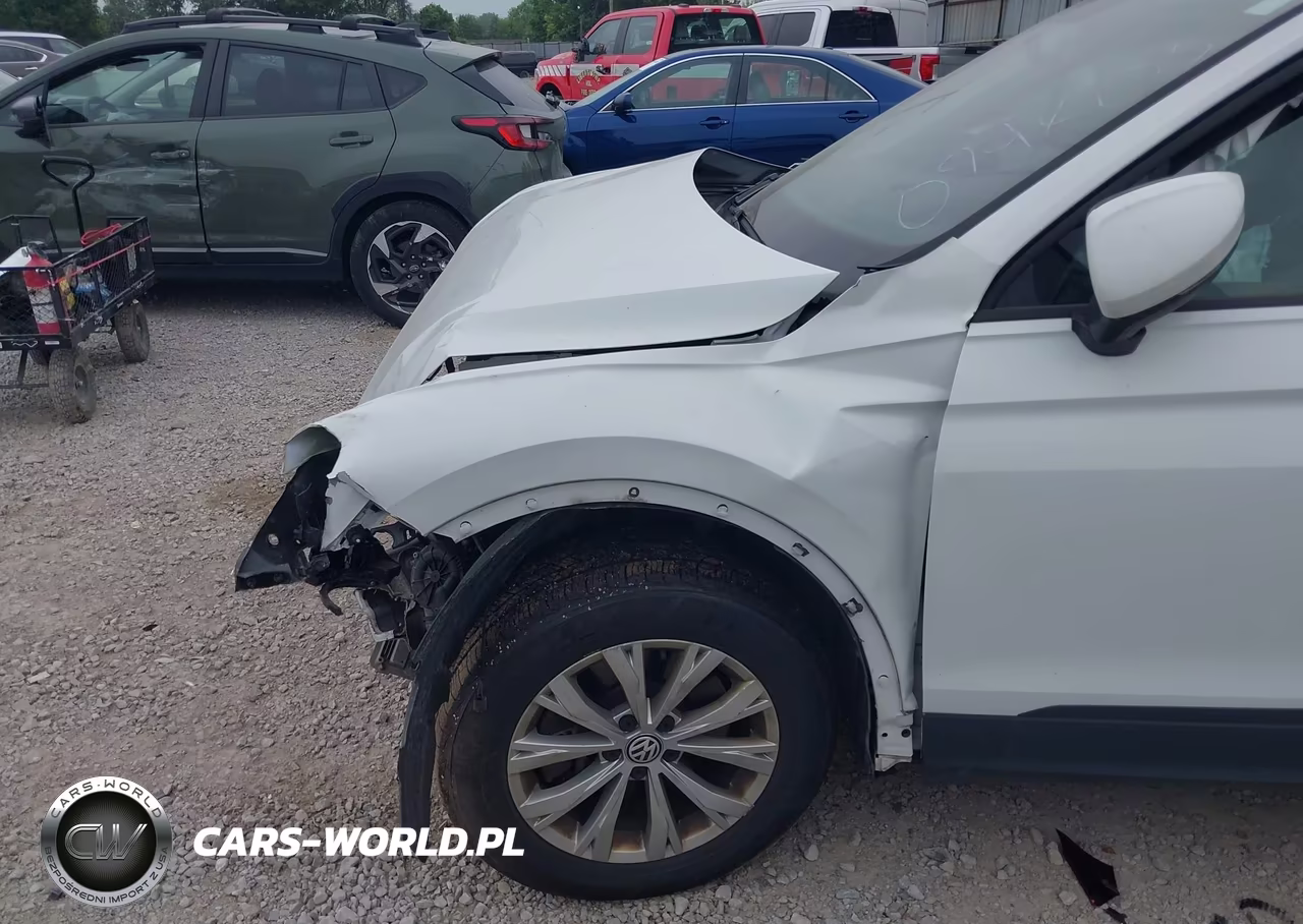 2018 Volkswagen Tiguan 2.0T S VIN:3VV0B7AX2JM094803 - 6