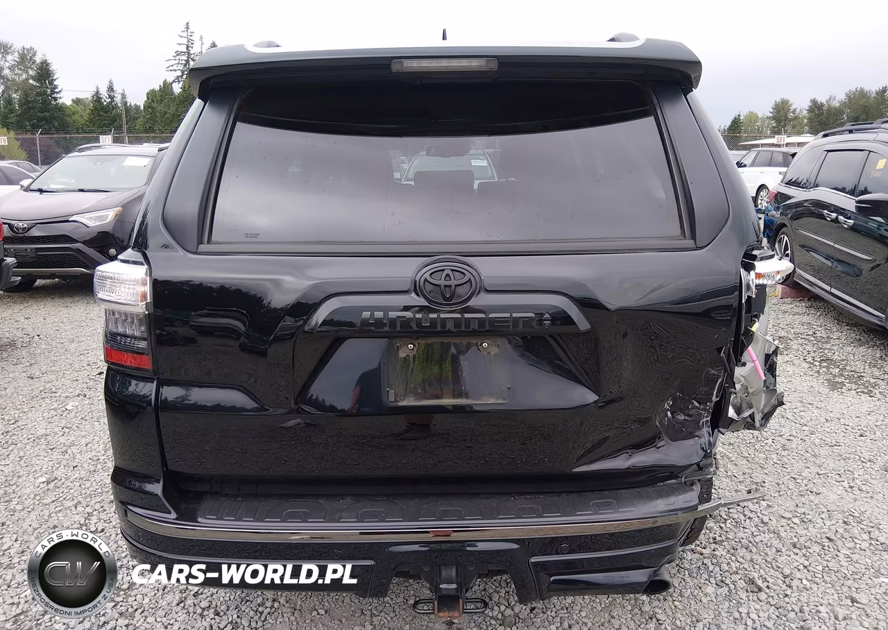 2021 Toyota 4Runner Nightshade Special Edition VIN:JTEJU5JR5M5968439 - 16