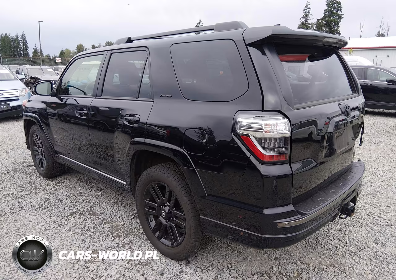 2021 Toyota 4Runner Nightshade Special Edition VIN:JTEJU5JR5M5968439 - 3