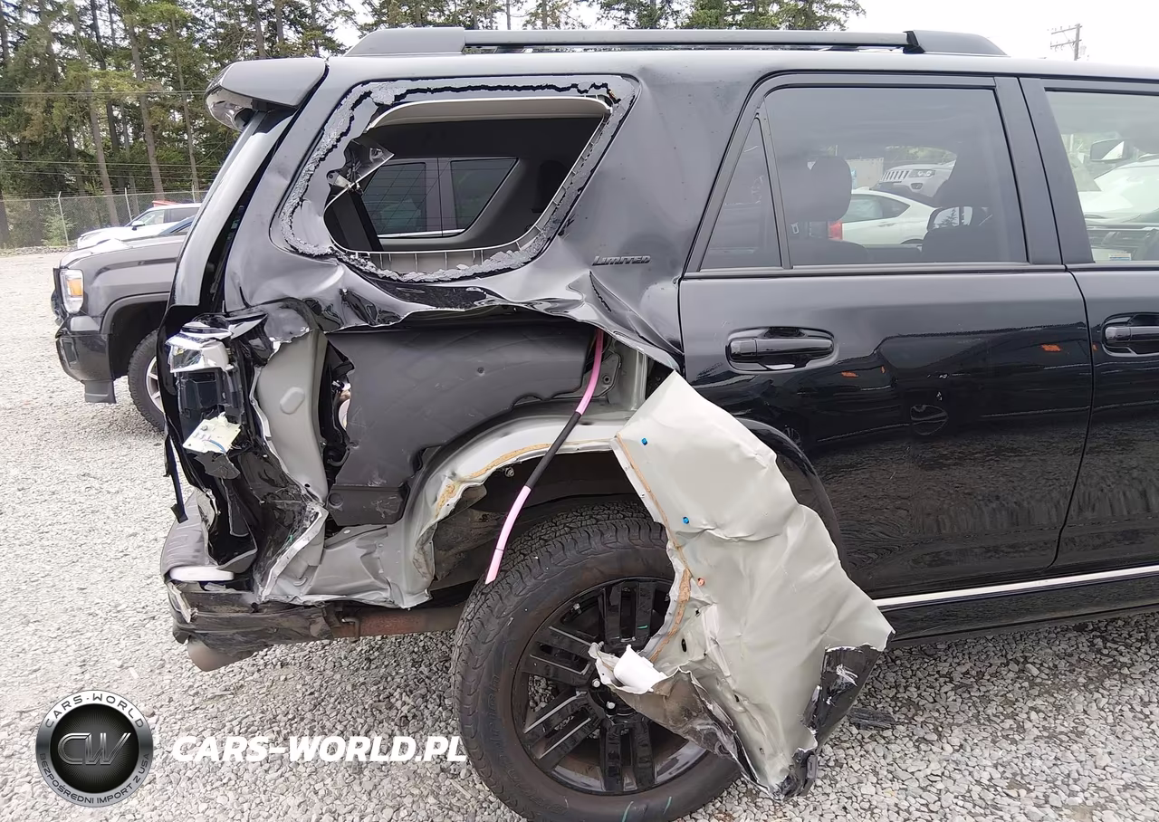 2021 Toyota 4Runner Nightshade Special Edition VIN:JTEJU5JR5M5968439 - 6